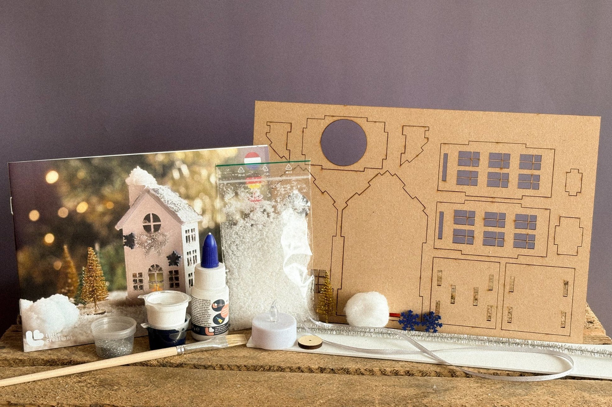 Foto Inhalt Bastelset Holz-Weihnachtshaus