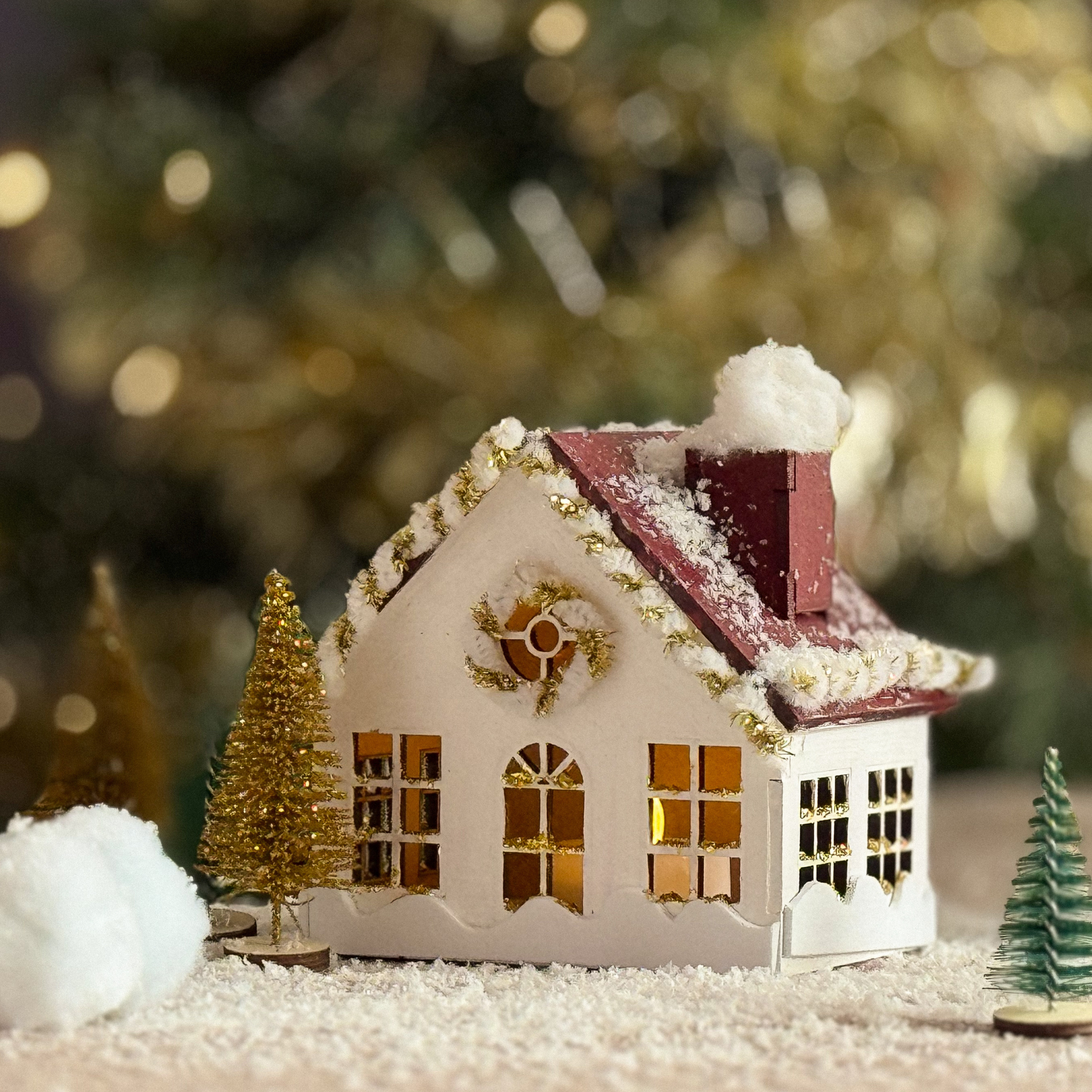 Bastelset Holz-Weihnachtshaus in Weiß