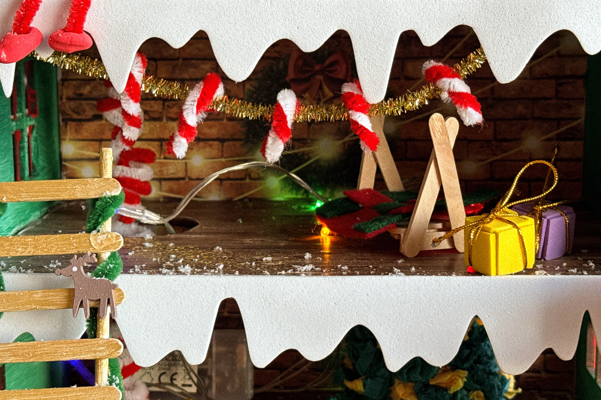 Foto Bastelset Advents-Weihnachtshaus Innenansicht